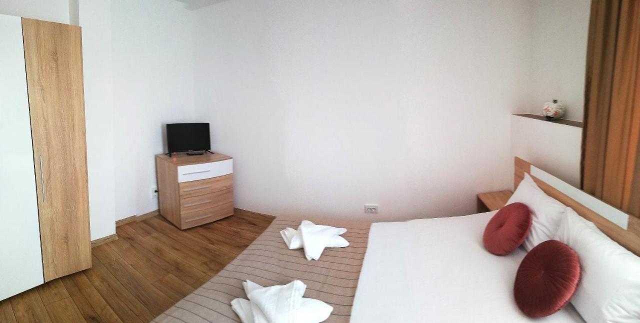 Pensiunea Eden House Craiova Extérieur photo